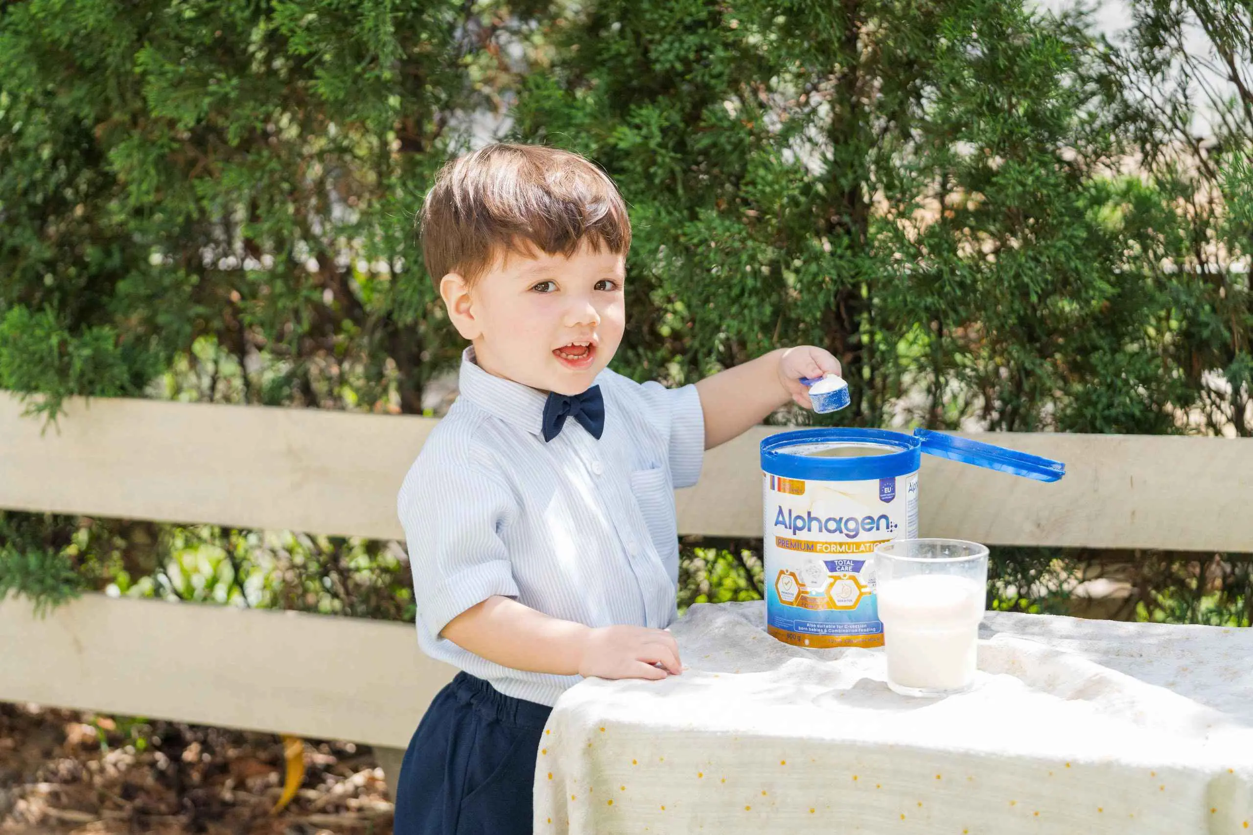 Mẹ có nên uống sữa bầu trong 3 tháng đầu?