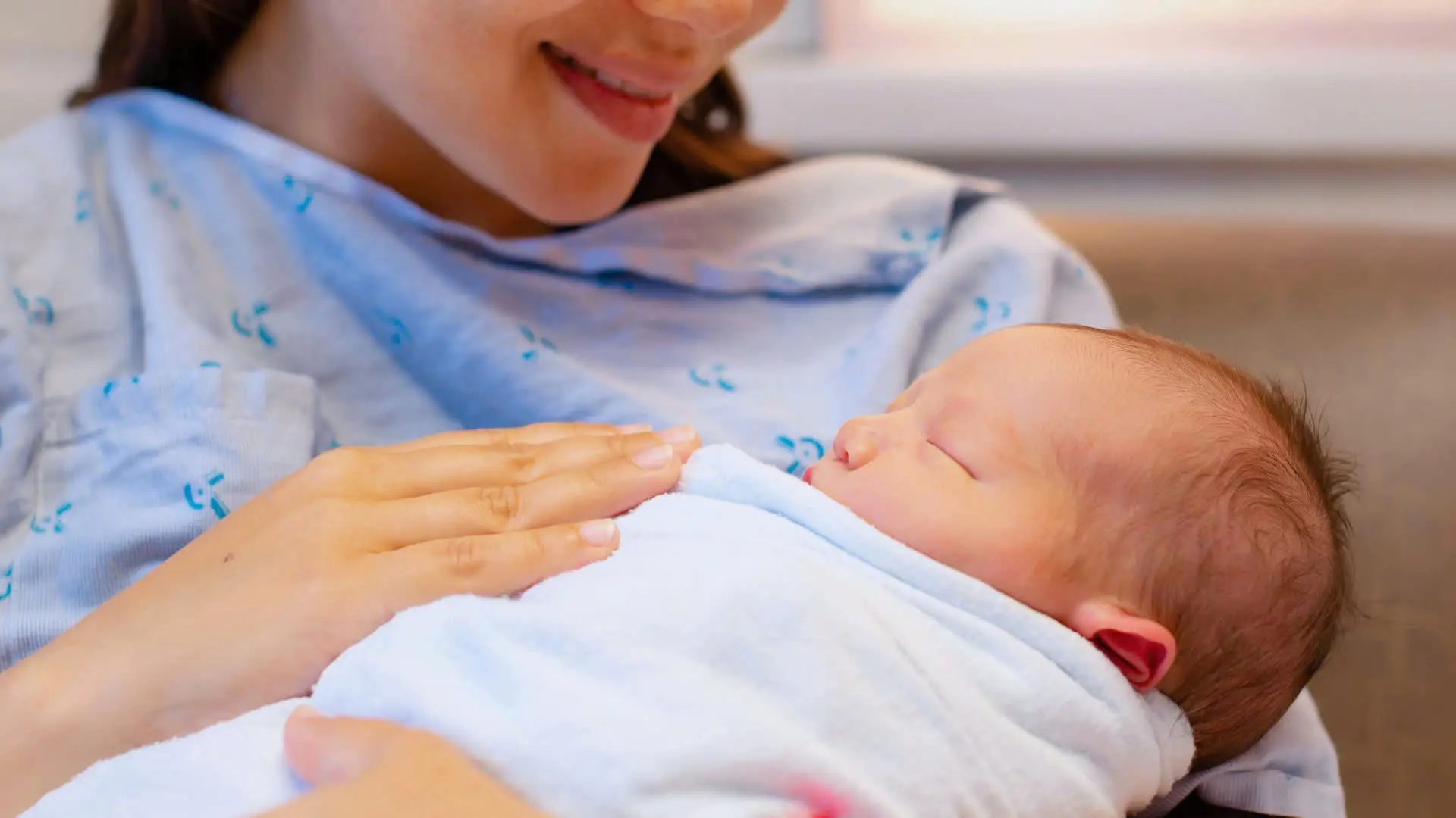 Danh sách đồ đi sinh cho người nhà